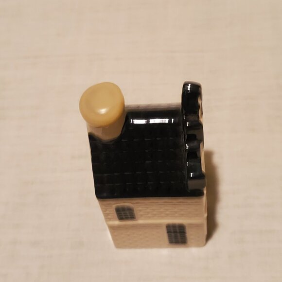 KLM DELFT BLUE HOUSE #22 SEALED - CLEAN!! - Picture 5 of 6